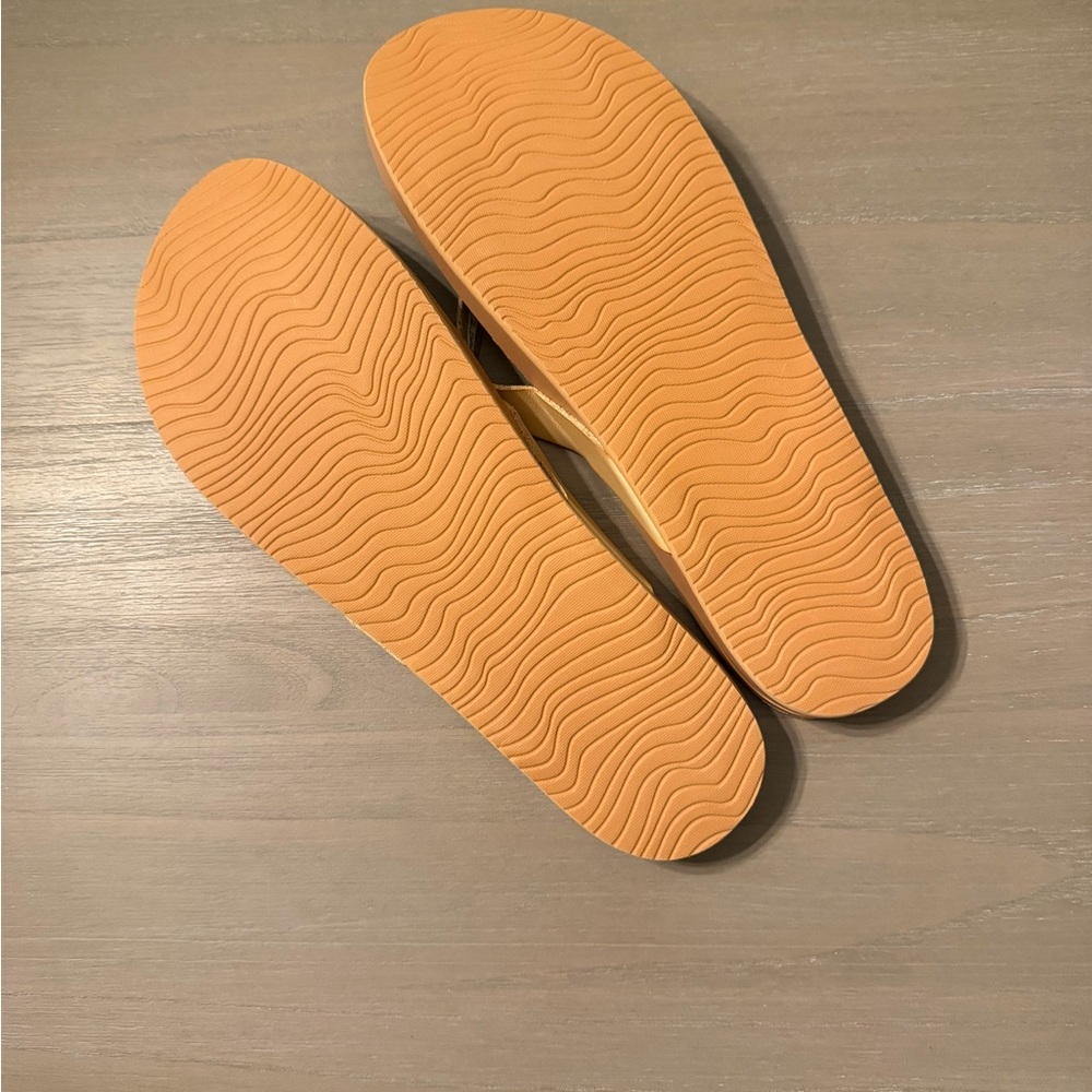 Reef Tan Flip Flops - Picture 3 of 3